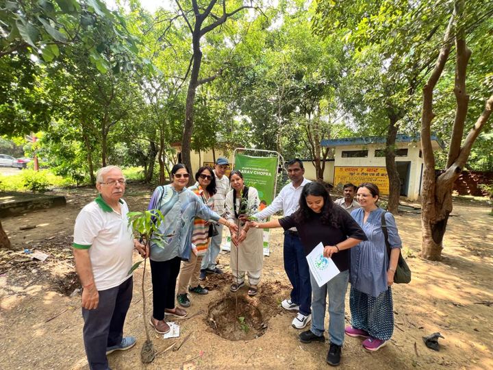 Plantation drive at Ansal Heights 2025